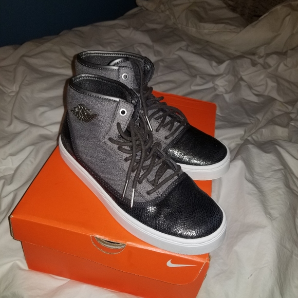 Jordan - Picture 6 of 6